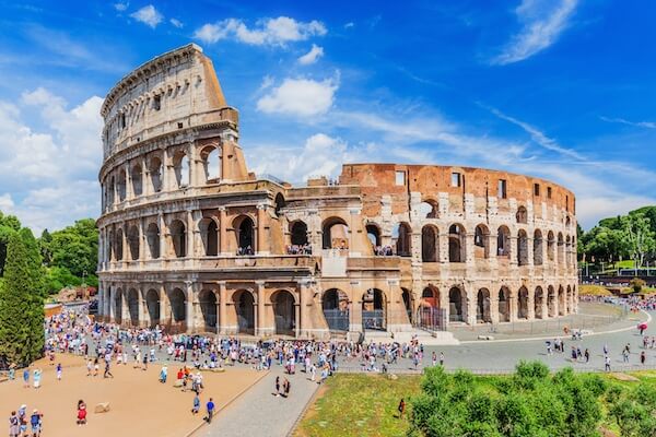 イタリア旅行　費用